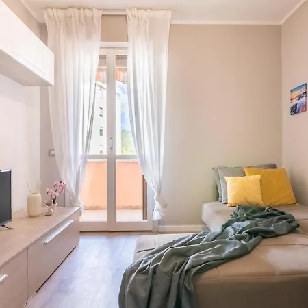 Apartment Favoloso - Pisa